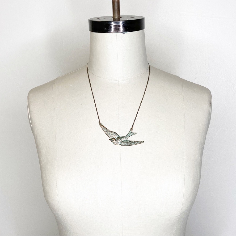 Bird necklace
